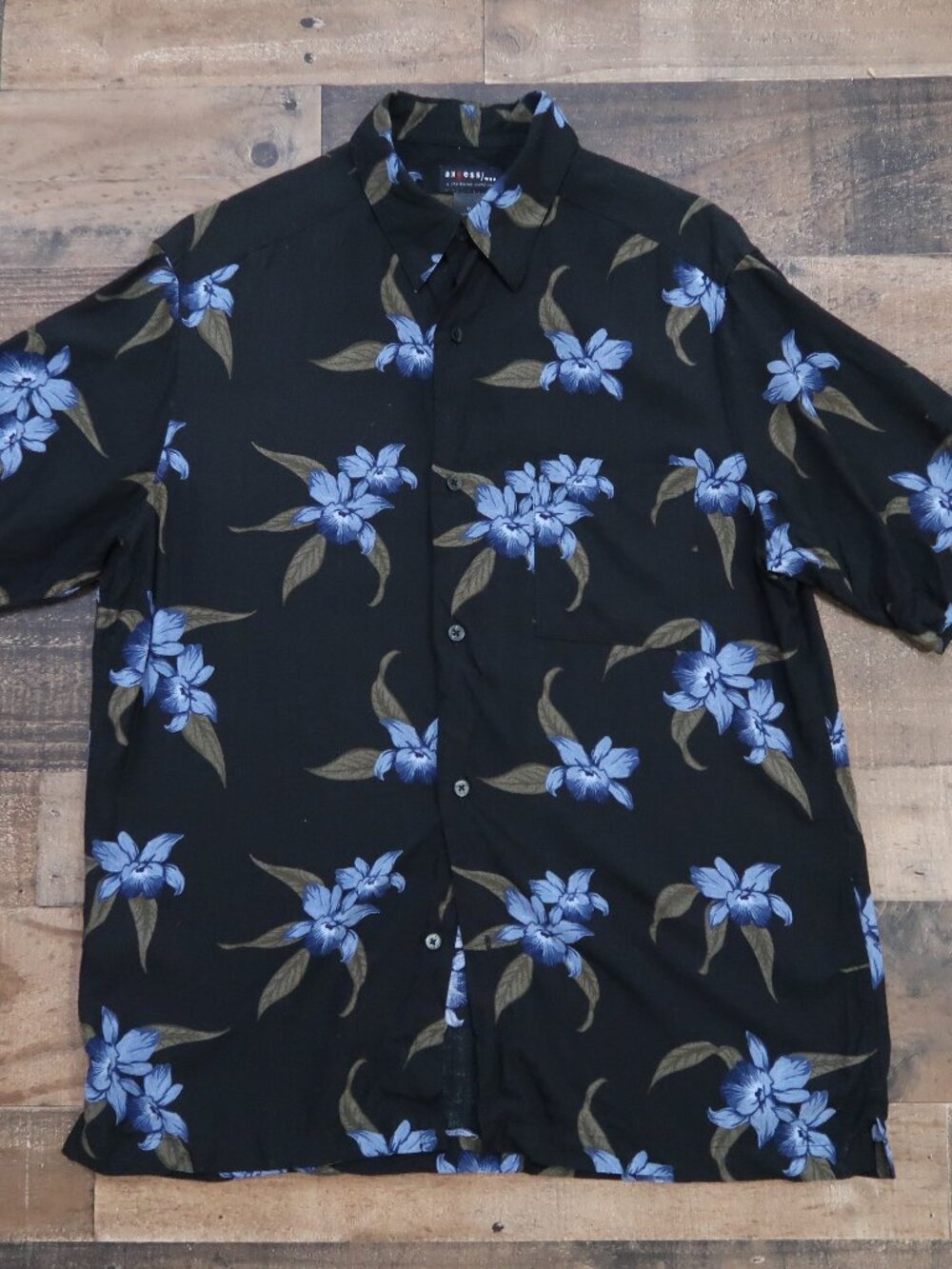 Axcess Men Medium Black Floral Hawaiian Shirt Tropical A Claiborne Company